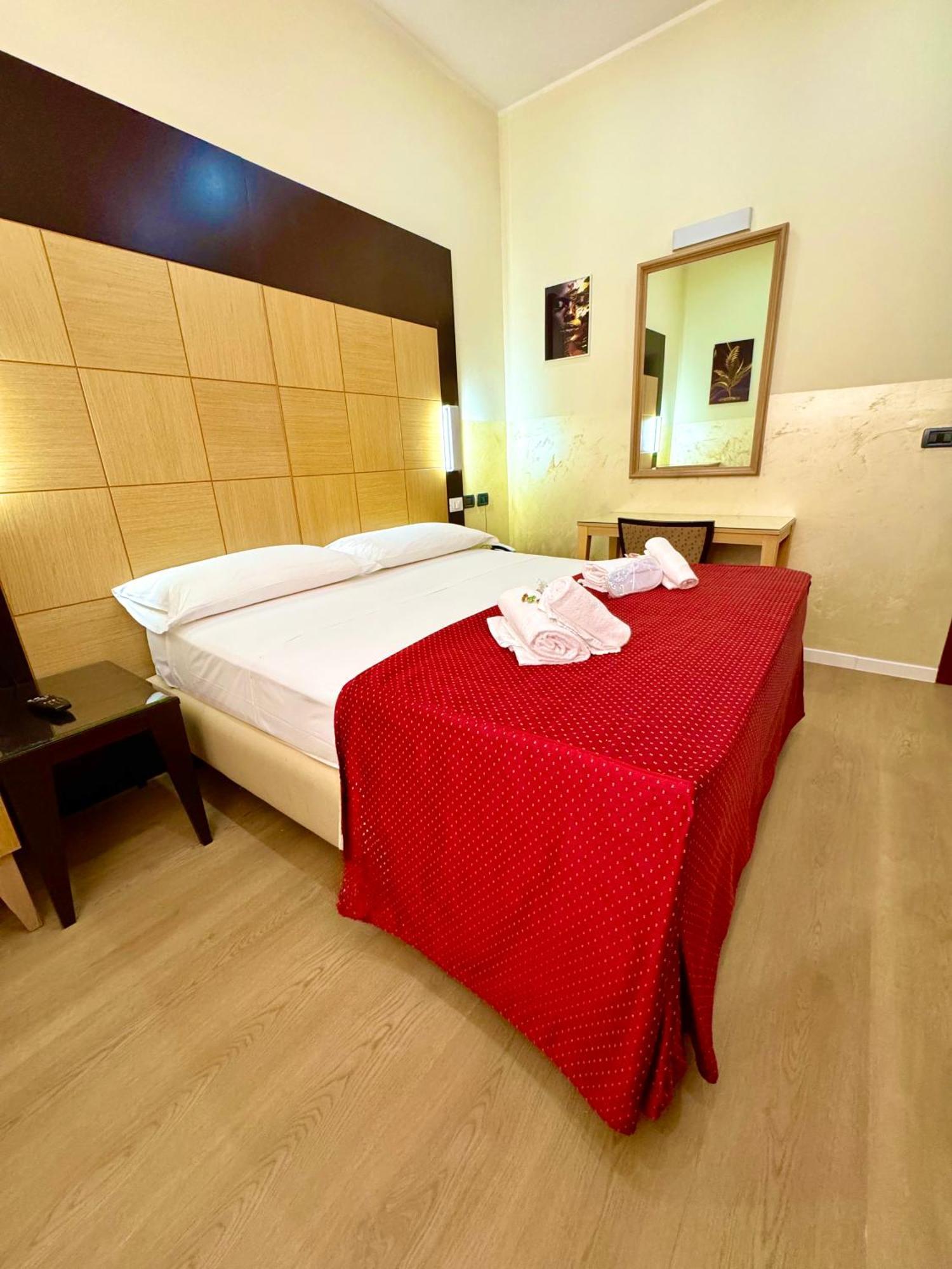 Hotel Fiorella Milano Dış mekan fotoğraf