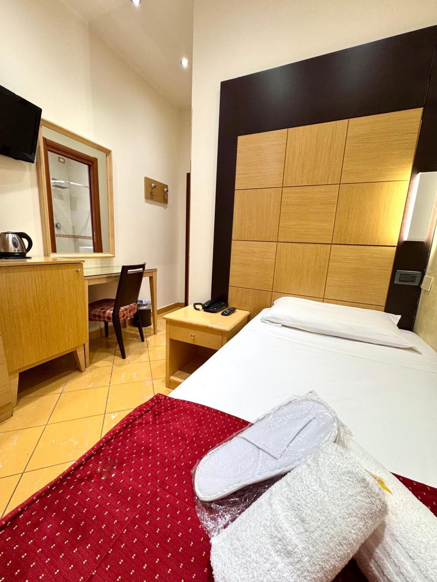 Hotel Fiorella Milano Dış mekan fotoğraf