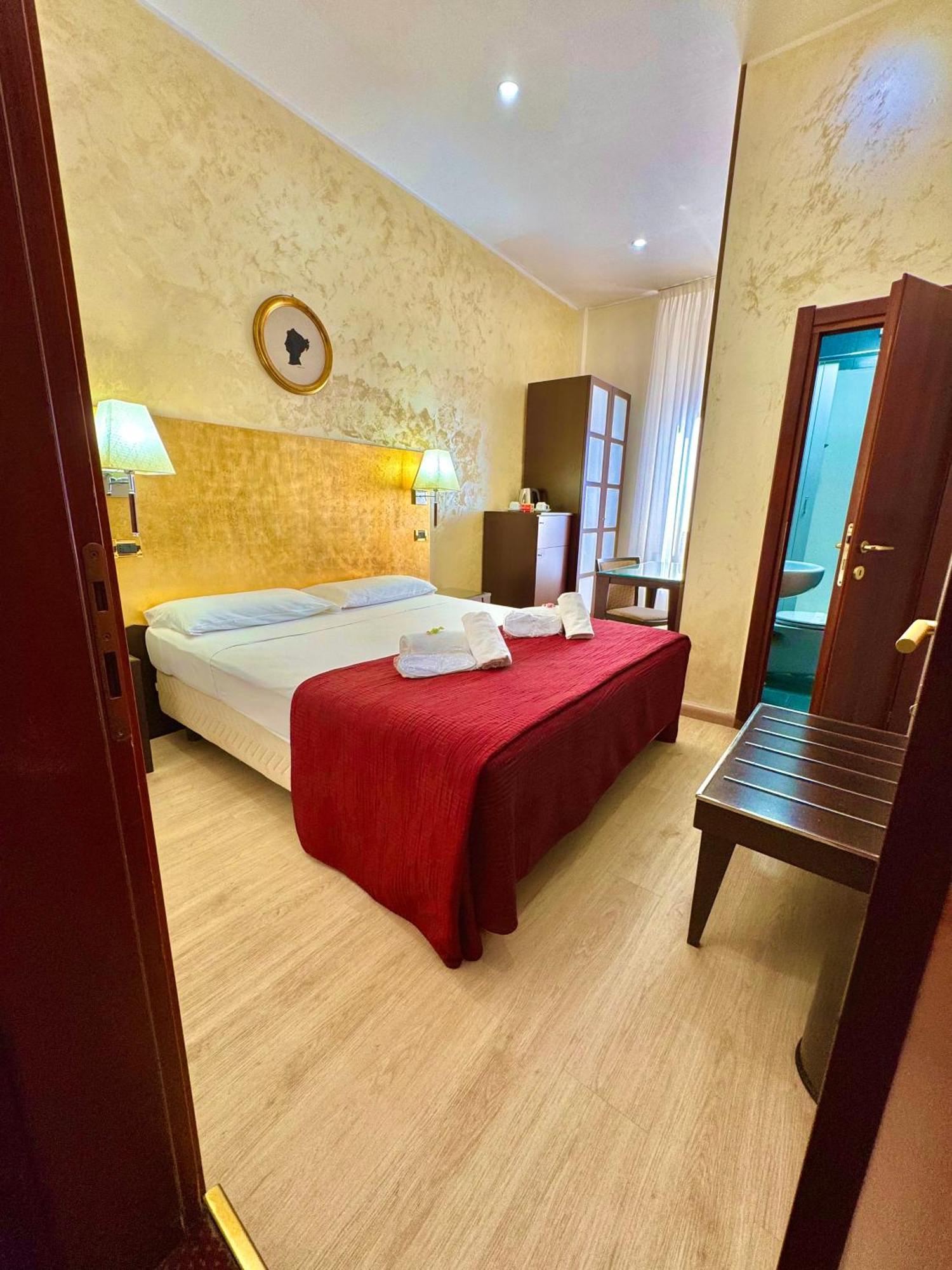 Hotel Fiorella Milano Dış mekan fotoğraf